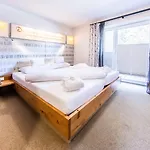 Riederhof- Urlaub Mit Wau! Hotel Ried im Oberinntal