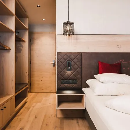 Hotel Riederhof 4*