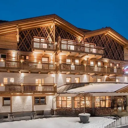 Hotel Riederhof- Urlaub Mit Wau! Ried im Oberinntal